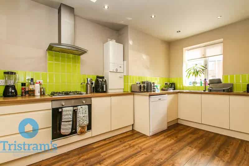 5 Bedroom Semi Detached House to Rent Near University of Nottingham