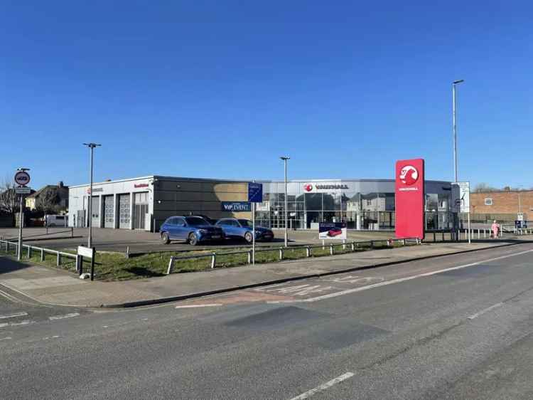 Car Showroom Portsmouth 8405 sq ft To Let