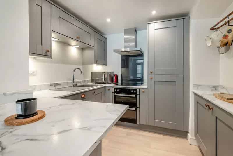 2 Bed Apartment for Sale Clifton Village Bristol