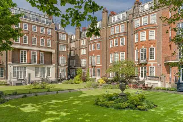 Flat for sale in Dunraven Street, Mayfair, London W1K, United Kingdom