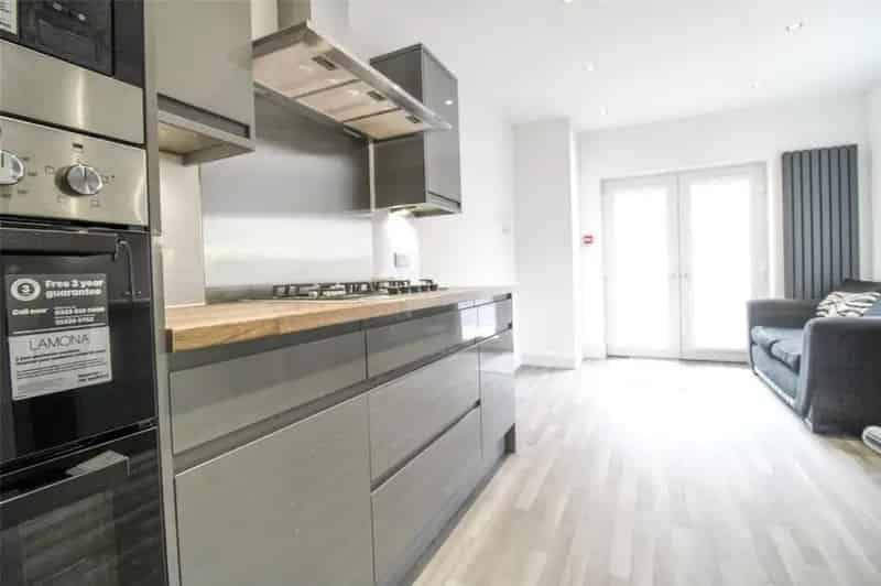1 Bedroom House Share Ensuite Southville