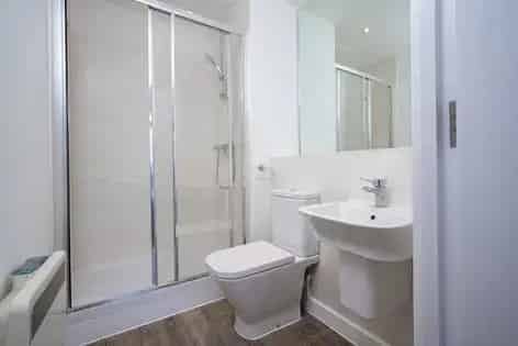 2-Bedroom Apartment in Southampton