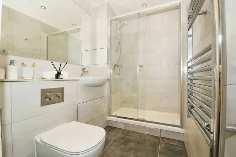 Peterborough City Centre Apartments Townhouses Zero Deposit Available