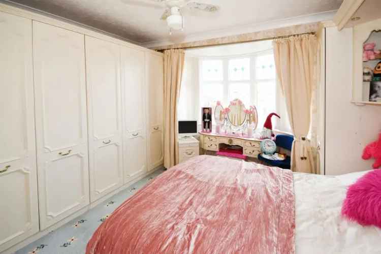 4 5 Bedroom Detached House Chapel St Leonards Spacious Family Home
