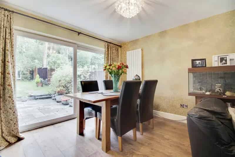 3 Bed Semi Detached House Harlow