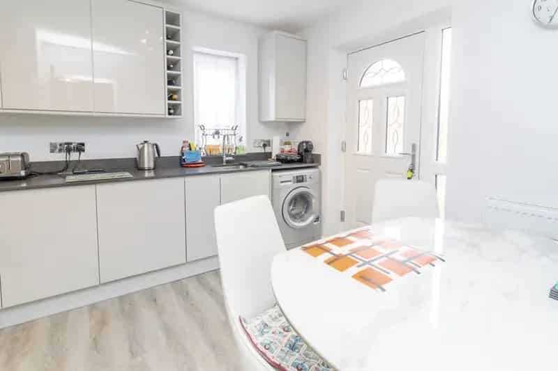 Over 55s Bungalow Giffard Park Ref Fitted Kitchen Two Double Bedrooms