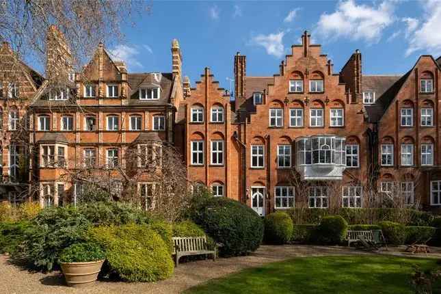 Grade II Listed House Kensington 5 Beds 5 Baths 4344 sq ft
