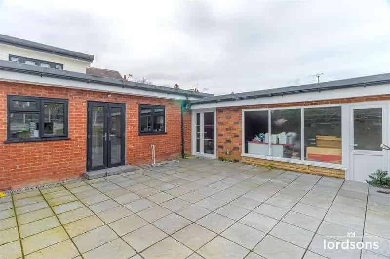 4 Bed Semi-Detached Bungalow for Sale in Leigh-on-Sea