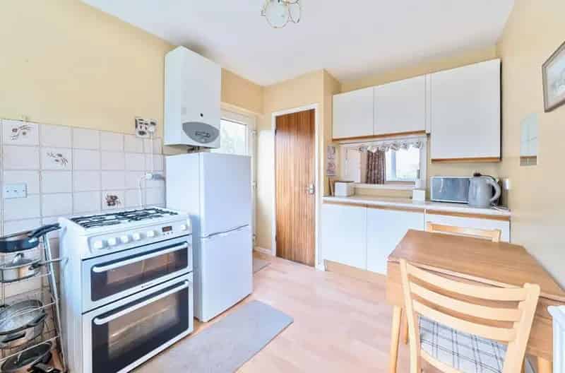 4 Bed House for Sale Horsforth - Semi Detached - Cul De Sac