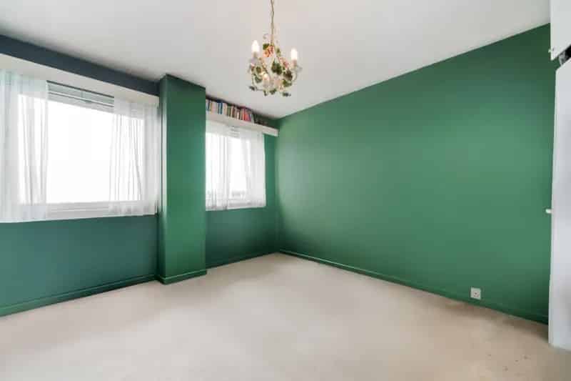 2 Bedroom Flat for Sale in Chelsea SW10