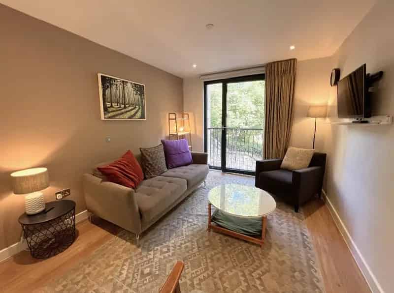 1 Bedroom Flat House to Rent