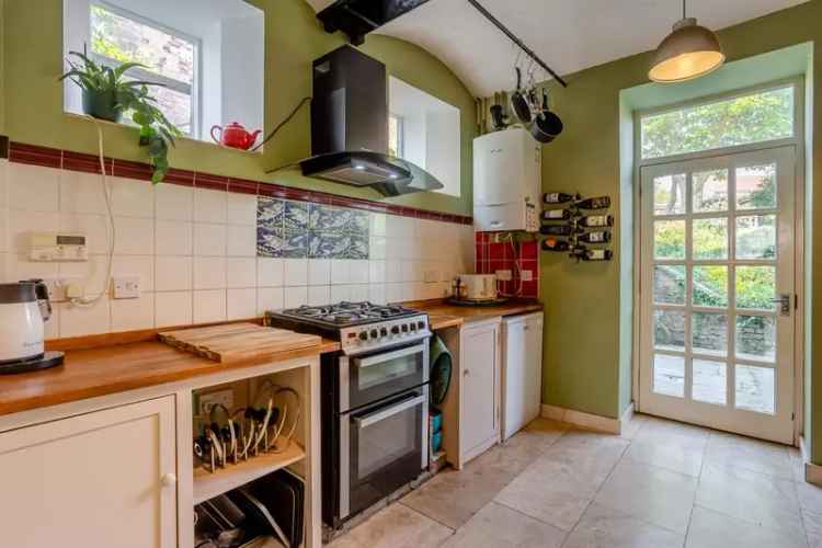 4 Bedroom House for Sale