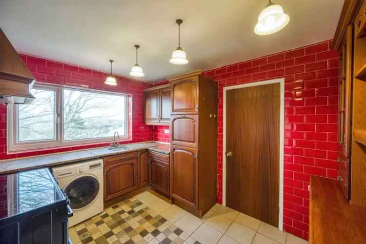 Spacious Bungalow with Stunning Views and Garage