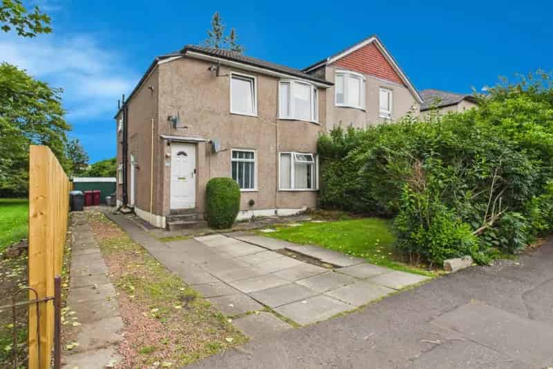 3 Bedroom Cottage House to Rent in Glasgow