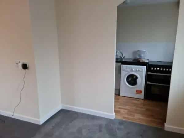 Flat For Rent , Waverley, England