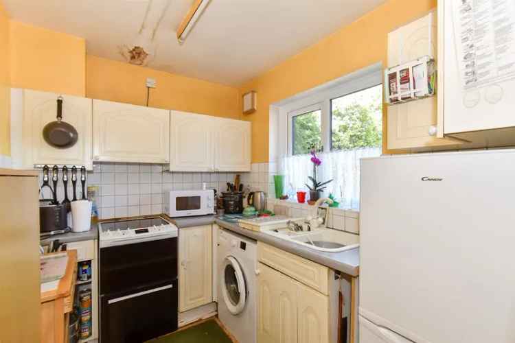 2 Bedroom End Terrace House for Sale