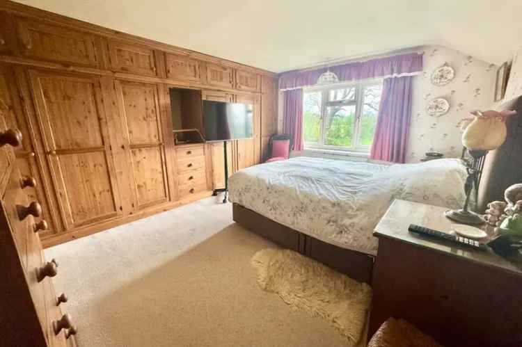 4 Bedroom Detached House for Sale in Stapeley