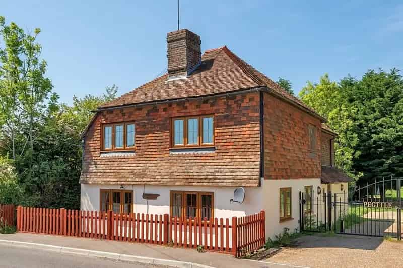 5 Bedroom Detached House to Rent Marden