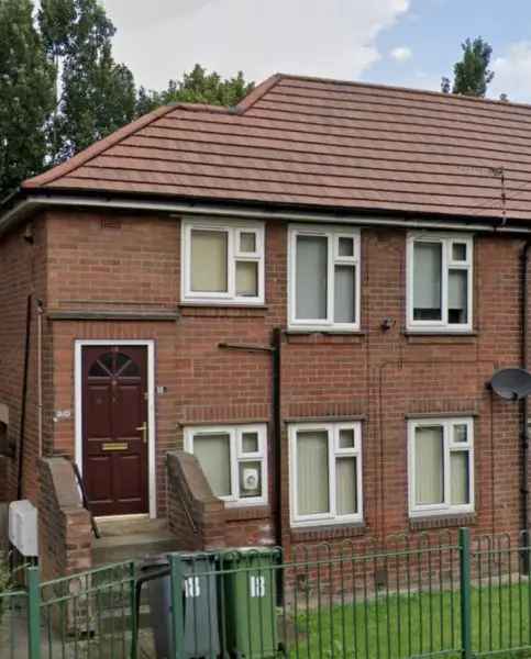 Flat For Rent in Leeds, England