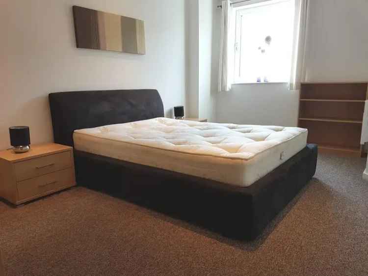2 Bedroom Apartment MASSHOUSE PLAZA Furnished Parking Available