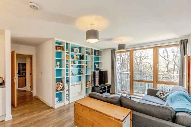 2-Bed Apartment Near Temple Meads City Centre Gym Rooftop Terrace