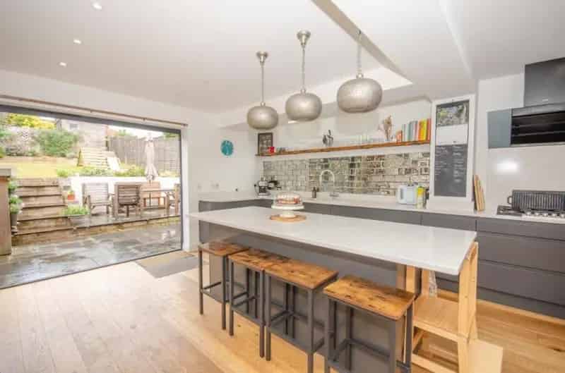 4 Bed House for Sale Extended Terrace Family Home
