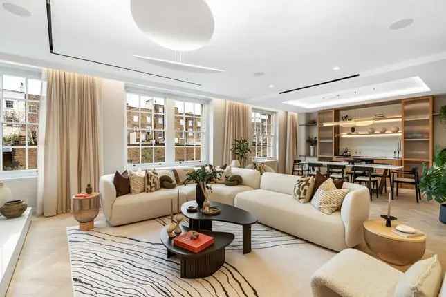 Luxury 4-Bedroom Apartment St Johns Wood NW8