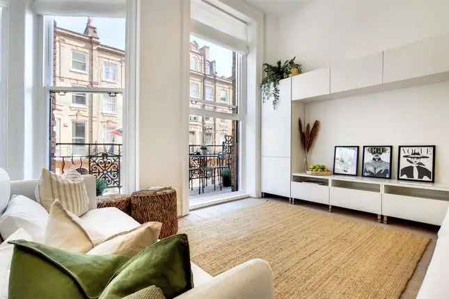 Stylish One Bedroom Apartment Marylebone Village London W1U