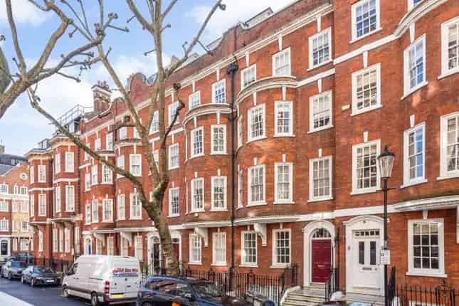 2-Bedroom Flat for Sale in Chelsea SW3