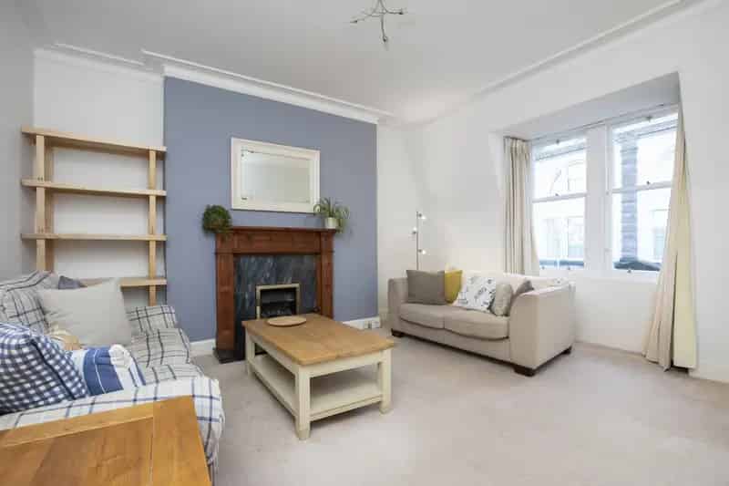 2 Bedroom Flat House to Rent in Bruntsfield Edinburgh