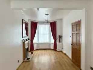 2 Bed House Near Connswater Retail Complex
