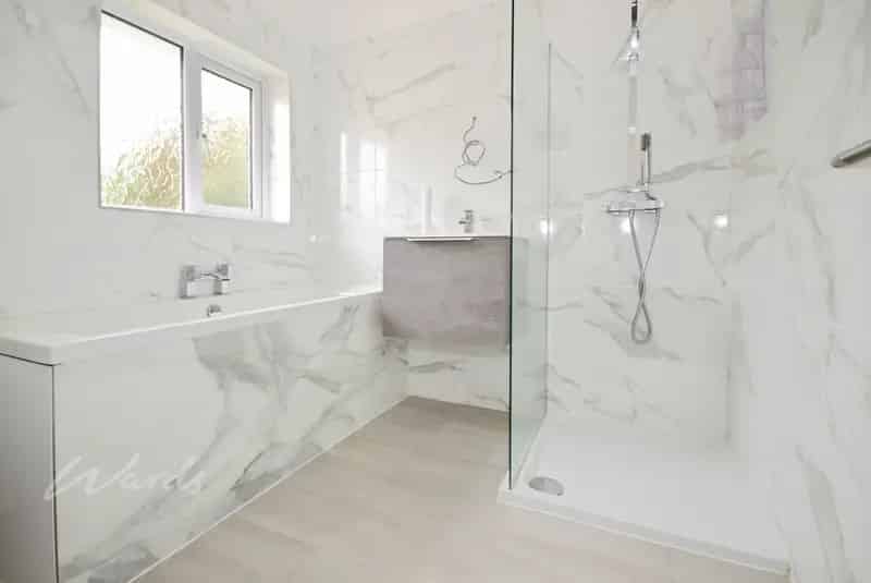 3 bedroom semi-detached house to rent