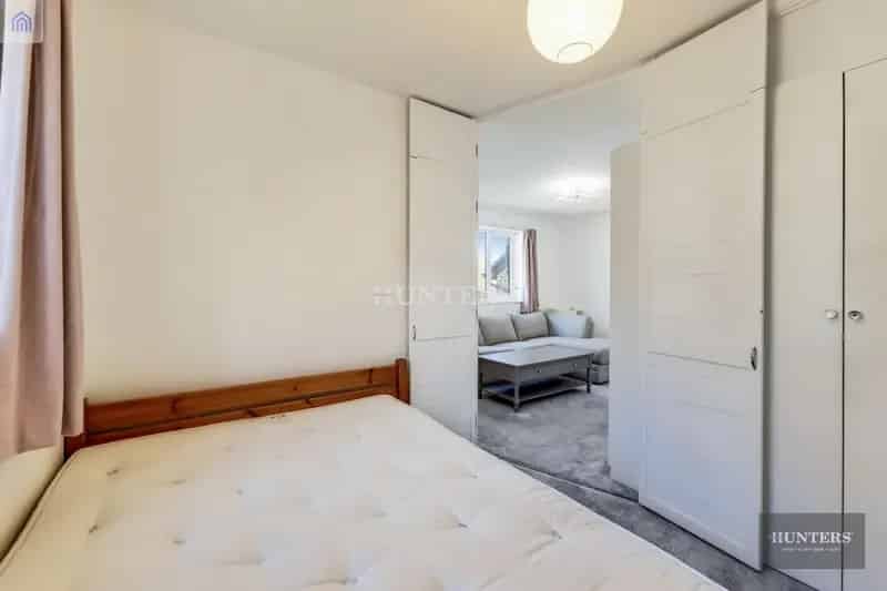 1 Bedroom Flat To Let Available June 17 2025