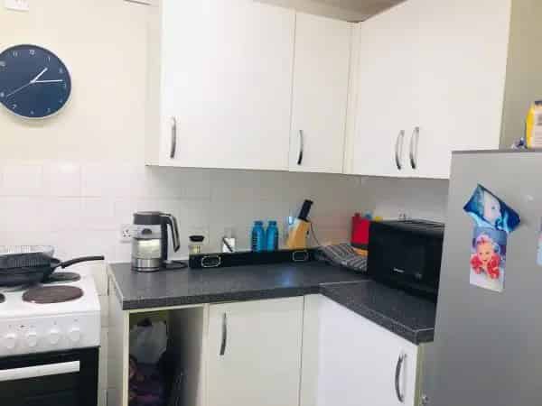2 Bedroom Flat Near Town Centre