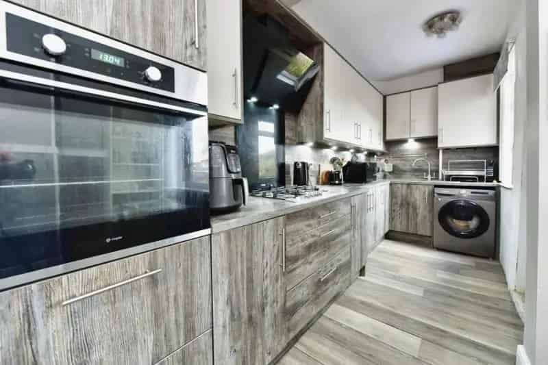 3 Bed Mid Terrace House for Sale Crookes