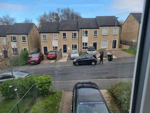 House For Rent in Bradford, England