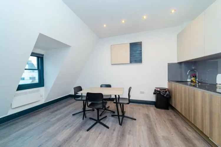 2 Bedroom 2 Bathroom Flat To Rent Newly Refurbished