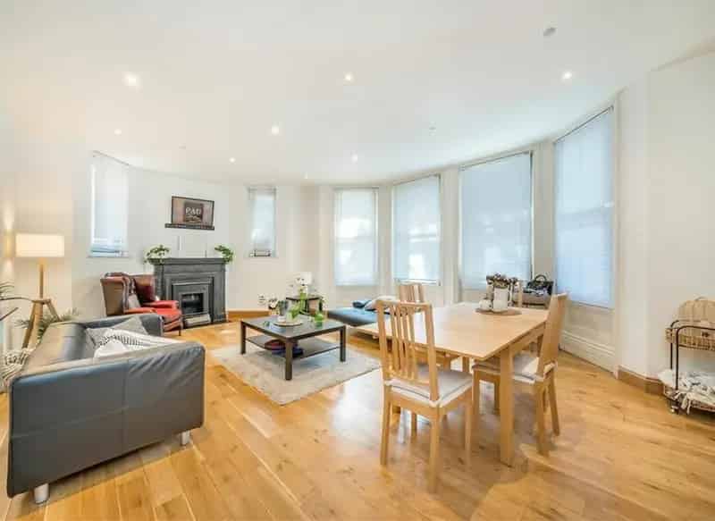 Flat For Sale , Old Brompton Road, London, England