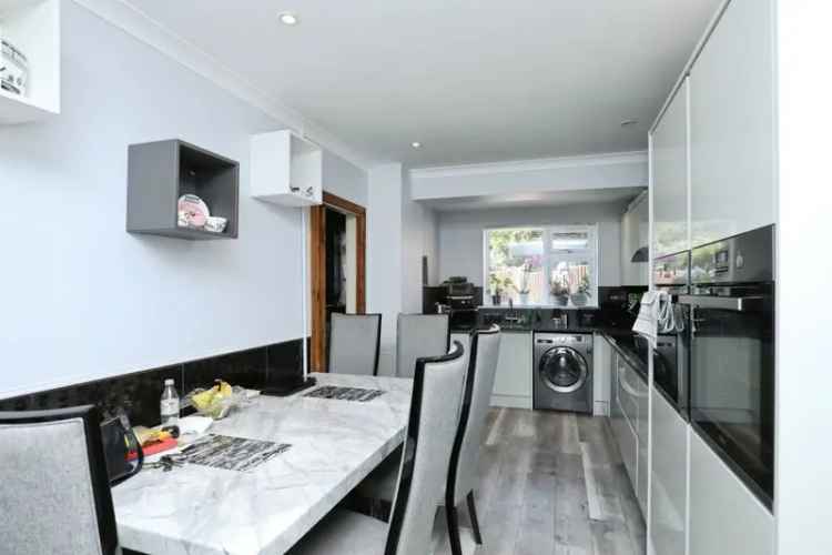 4-Bedroom Semi-Detached Home Near UEA and N&N Hospital