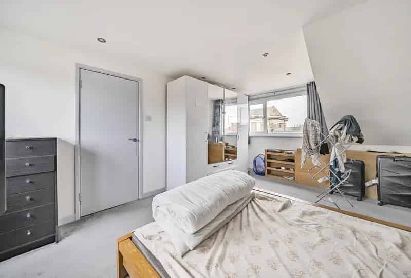 3 Bedroom House for Sale Near Pittville Park