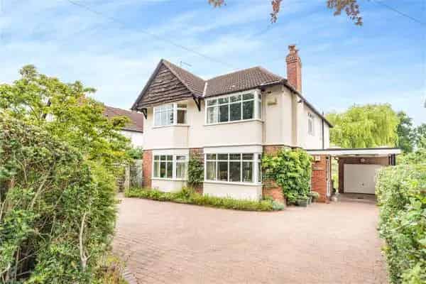 1920s Detached House Wilmslow 2000 sq ft Modernisation Potential