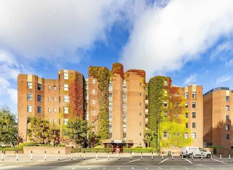 Riverside One Double Bedroom Apartment