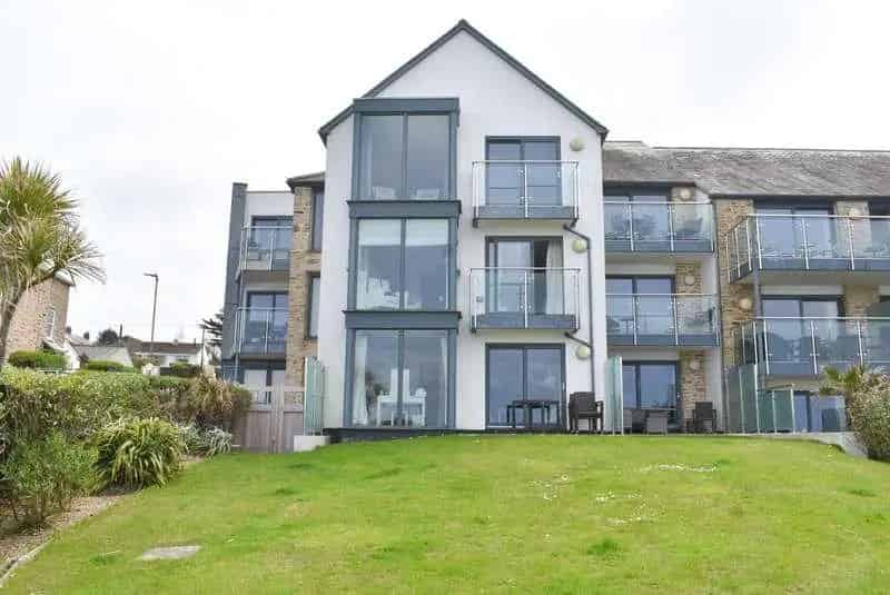 2 Bed Flat for Sale Carbis Bay Sea Views Gated Parking