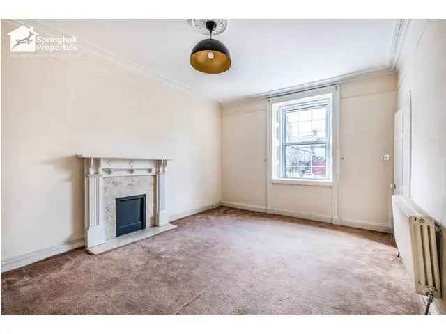 4 Bedroom Terraced House for Sale Needs Modernisation