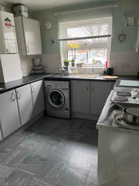 Flat For Rent in Welwyn Hatfield, England