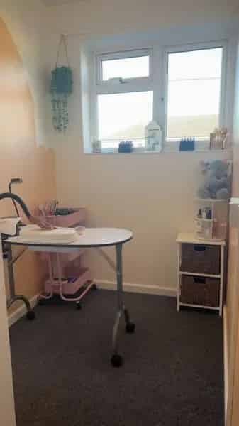 One Bedroom Flat Near Town Centre Quiet Area
