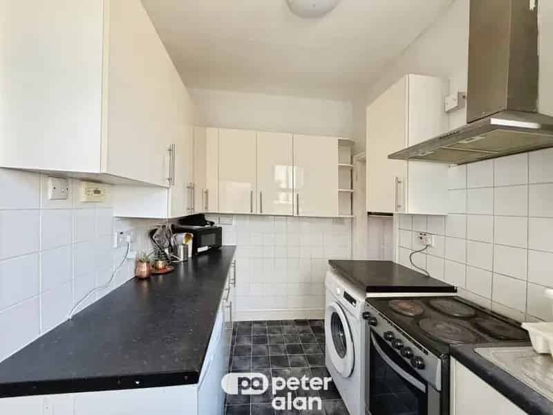 Five Bedroom House for Rent