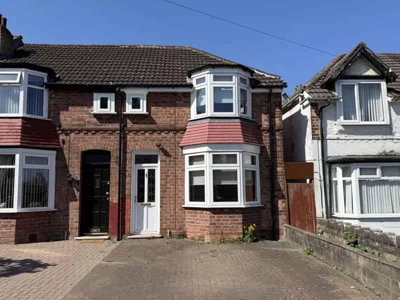 2 Bedroom End of Terrace House to Rent