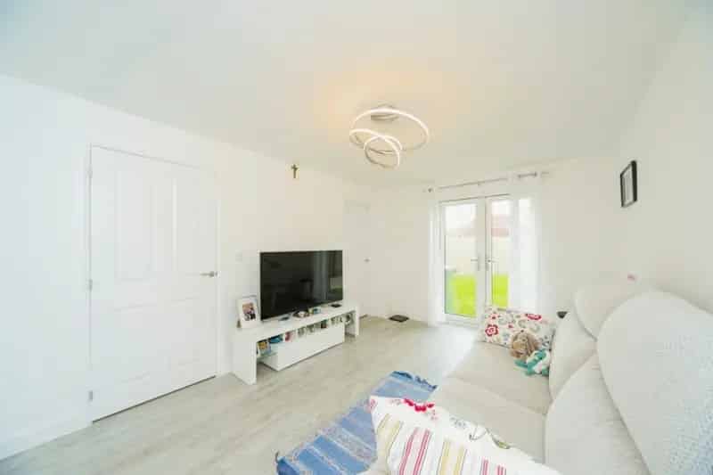 3 Bed Family Home West Hampden Park New Build