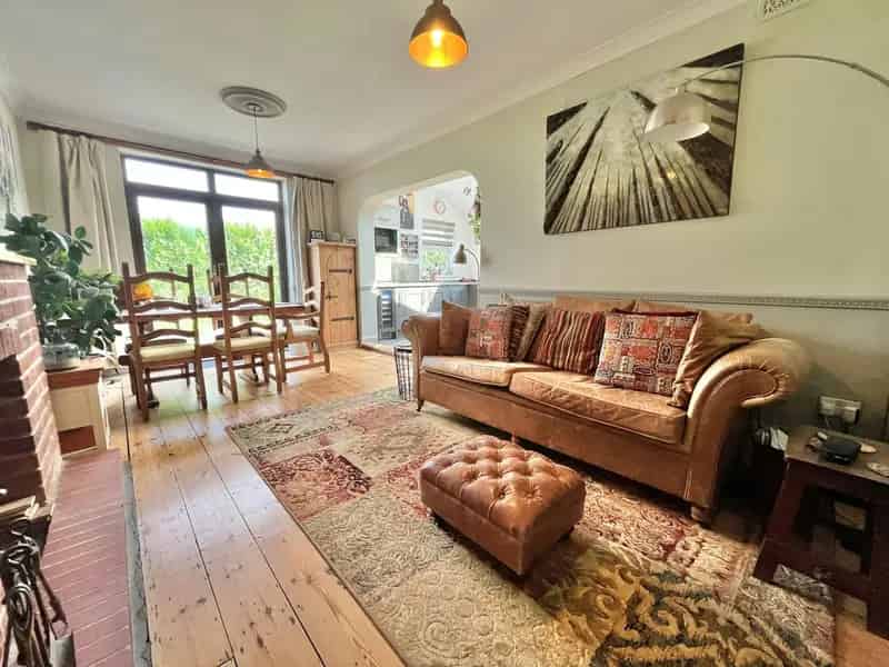 Victorian Home with River Views Planning Permission for Master Suite